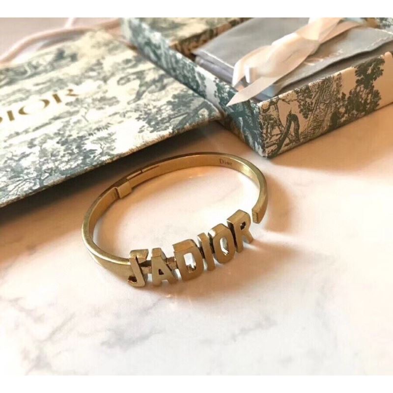 ch**an D*or bracelets